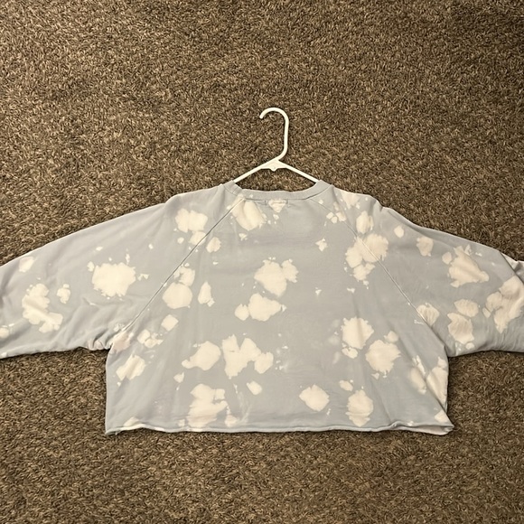 Blue and white tie dyed oversized cropped crewneck - Picture 2 of 3